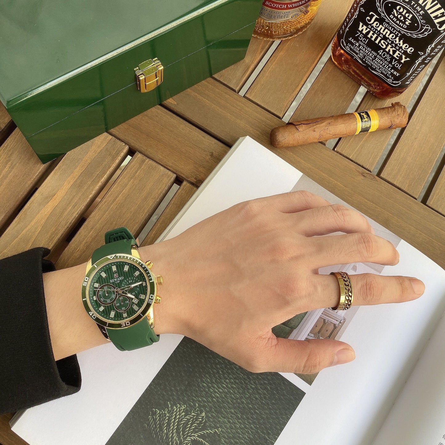 REWARD-Watch Men's Silicone Belt Mori Malachite Green Phnom Penh Three Eyes Luminous Calendar